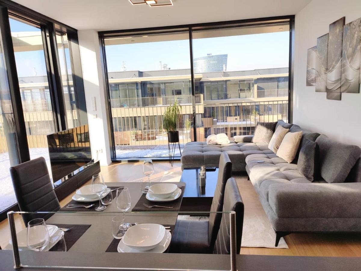Panorama Apartment Vienna - Free Parking, Sauna & Fitness Kültér fotó
