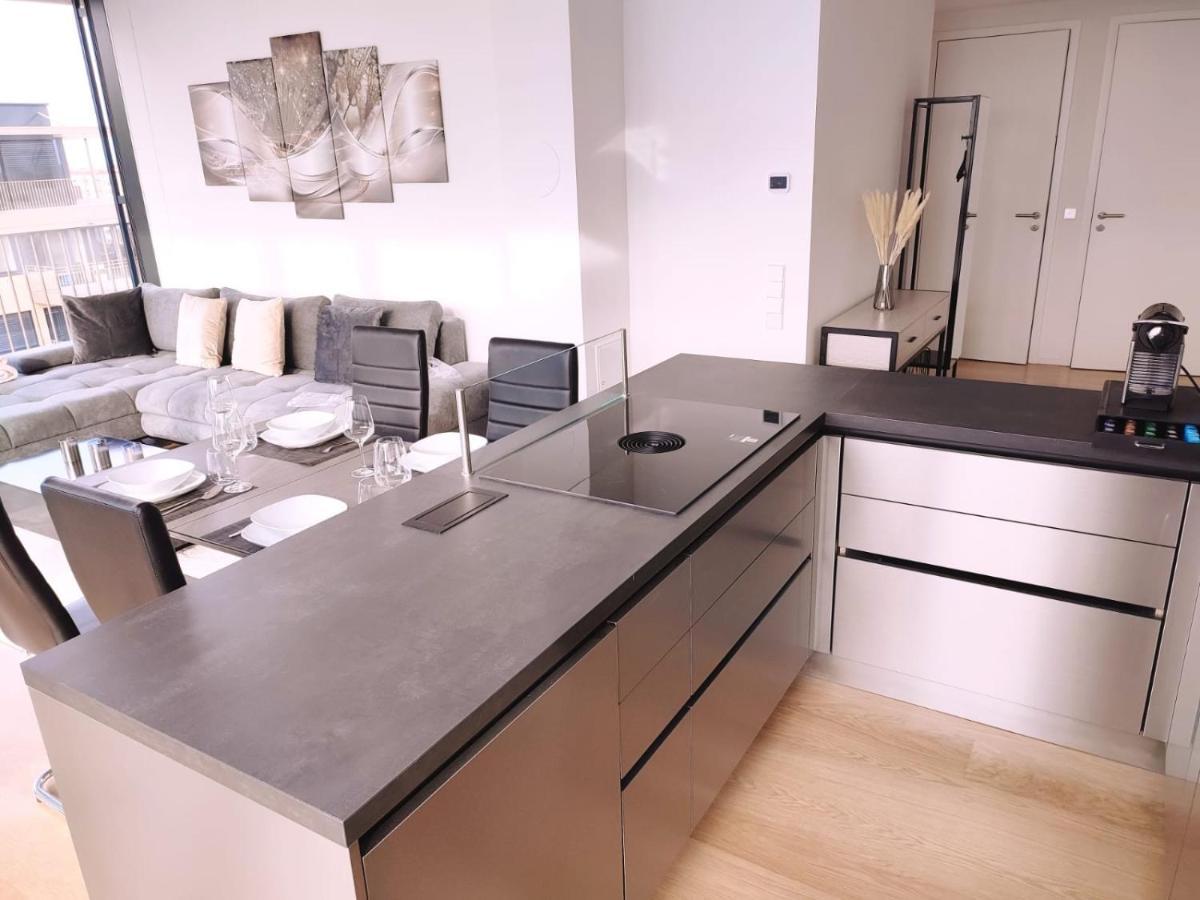 Panorama Apartment Vienna - Free Parking, Sauna & Fitness Kültér fotó