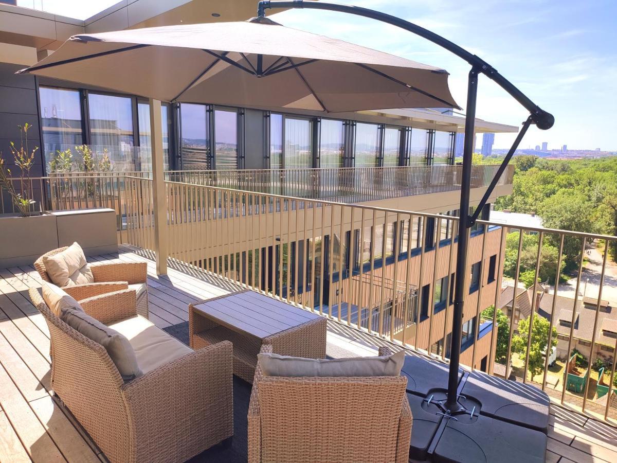 Panorama Apartment Vienna - Free Parking, Sauna & Fitness Kültér fotó